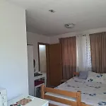 Διαμέρισμα Maatoug *